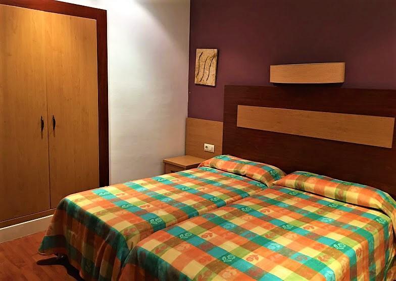 Hotel La Fonda Dels Pirineus Macanet De Cabrenys Luaran gambar